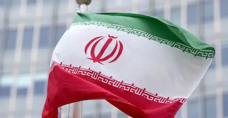 যে কোনো হামলাকে সর্বাত্মক যুদ্ধ হিসেবে বিবেচনা করবে ইরান